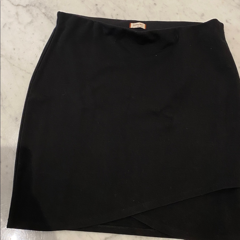 Aritzia Sunday Best Primrose Black Faux Wrap Skirt Size Large Minimalist Capsule